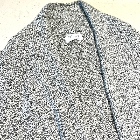 Aritzia Community Medium Duster Grey - Picture 1 of 2